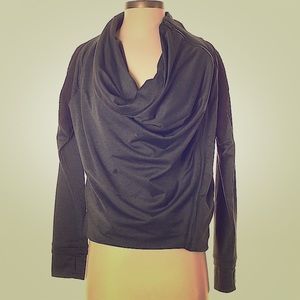 !LAUNDRY BY DESIGN! Long sleeved dark grey sweater